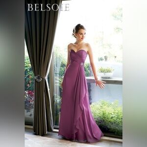 BELSOIE long purple chiffon dress with v neckline (US 10)